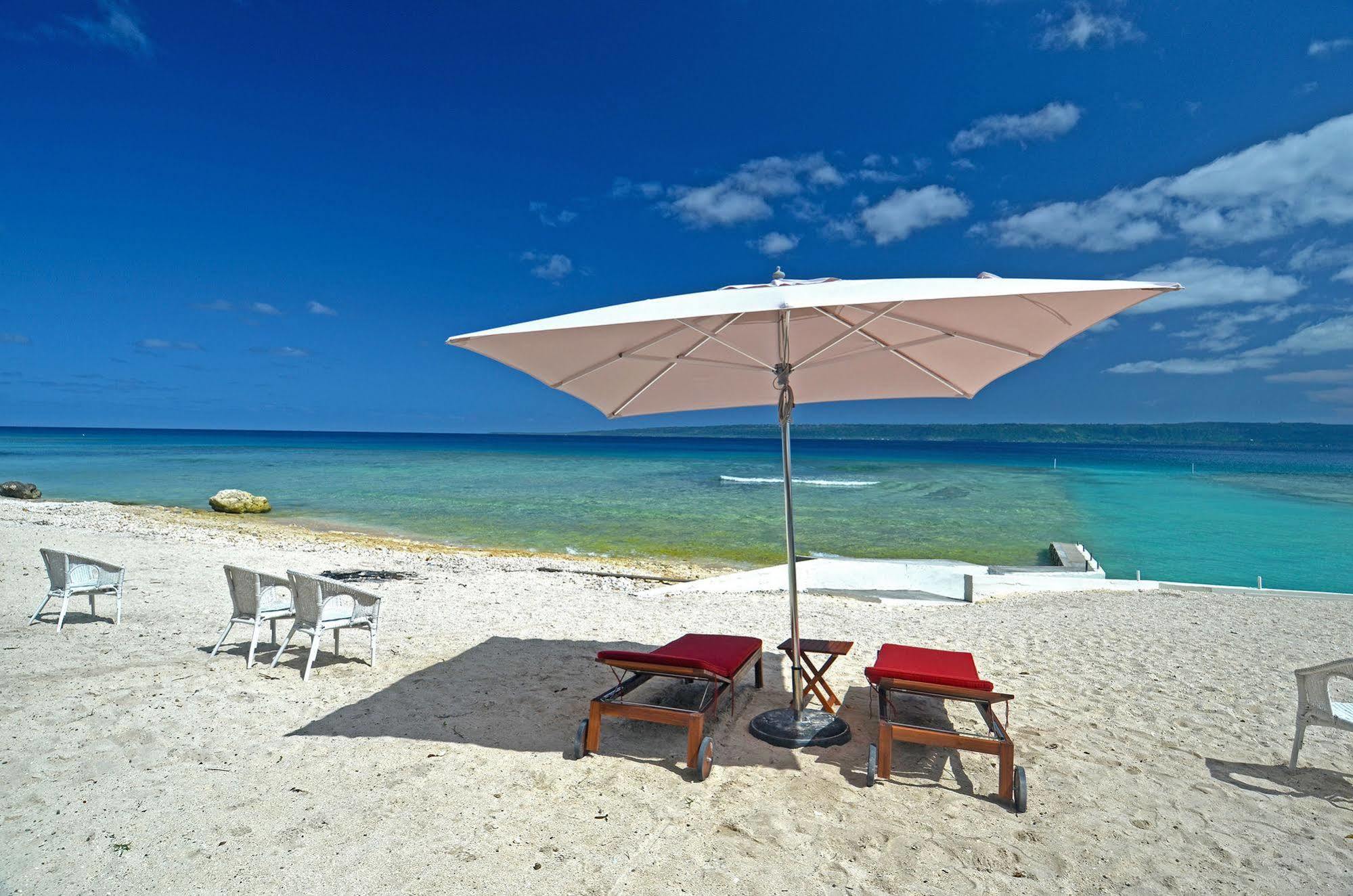Coco Beach Resort Port Vila Exteriör bild